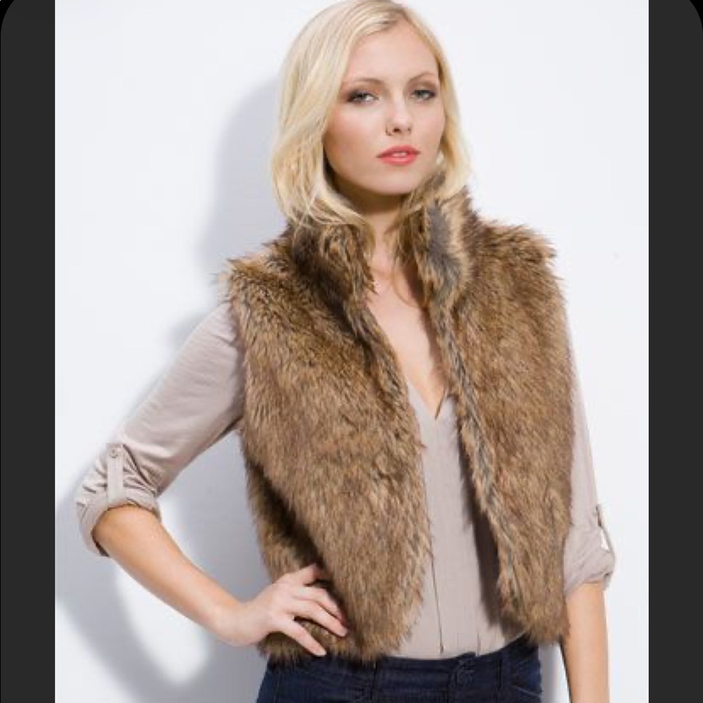 Only Mine Allison Faux Fur Vest - Small Petite